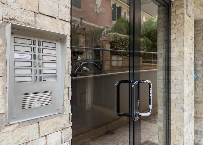 Daniela's Place Apartament *